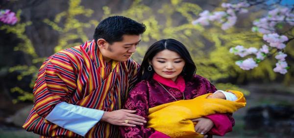 کشور بوتان، تولد اولین شاهزاده خود را با کاشت 108000 نهال جشن گرفت