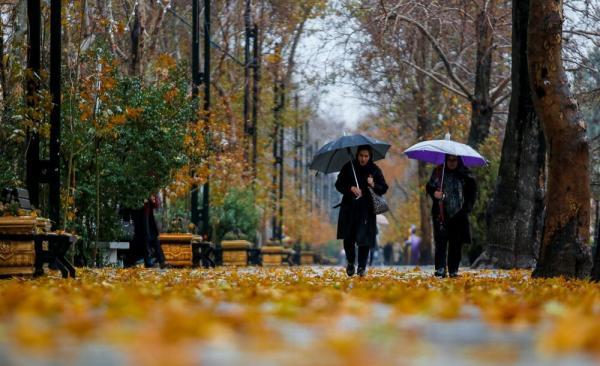 رگبار باران همراه با باد شدید در این استان ها ، گرد و خاک همچنان ادامه دارد