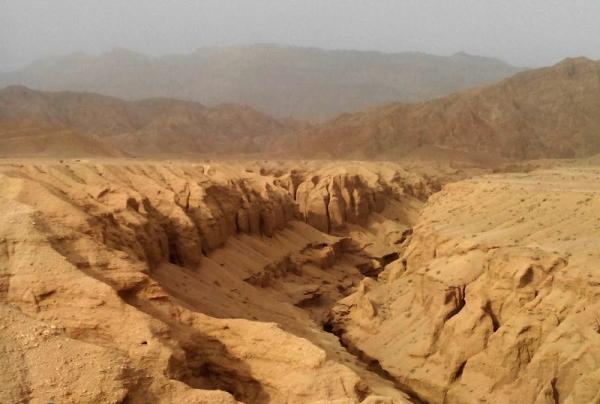 معماری باشکوه دره جن ها در طبس معماری باشکوه دره جن ها در طبس