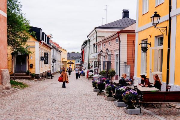 جاذبه های شهر قدیمی پوروو فنلاند Porvoo, Finland